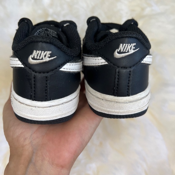 Nike Air Force 1 LV8 2 Panda Toddler 7c Black/White - Picture 2 of 5